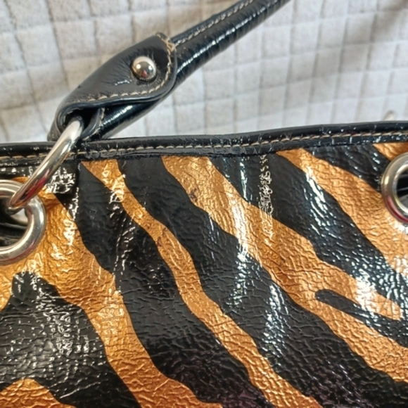 Strata Glossy Animal Print Tote Purse - Picture 12 of 12